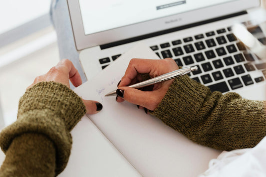Messages de Remerciement et Exemples. Envoyez des Notes de Gratitude et Conseils !